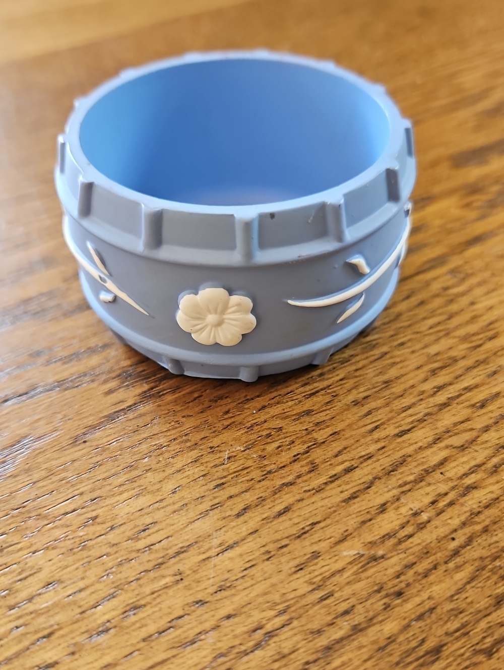 Vintage blue and white trinket or ring box